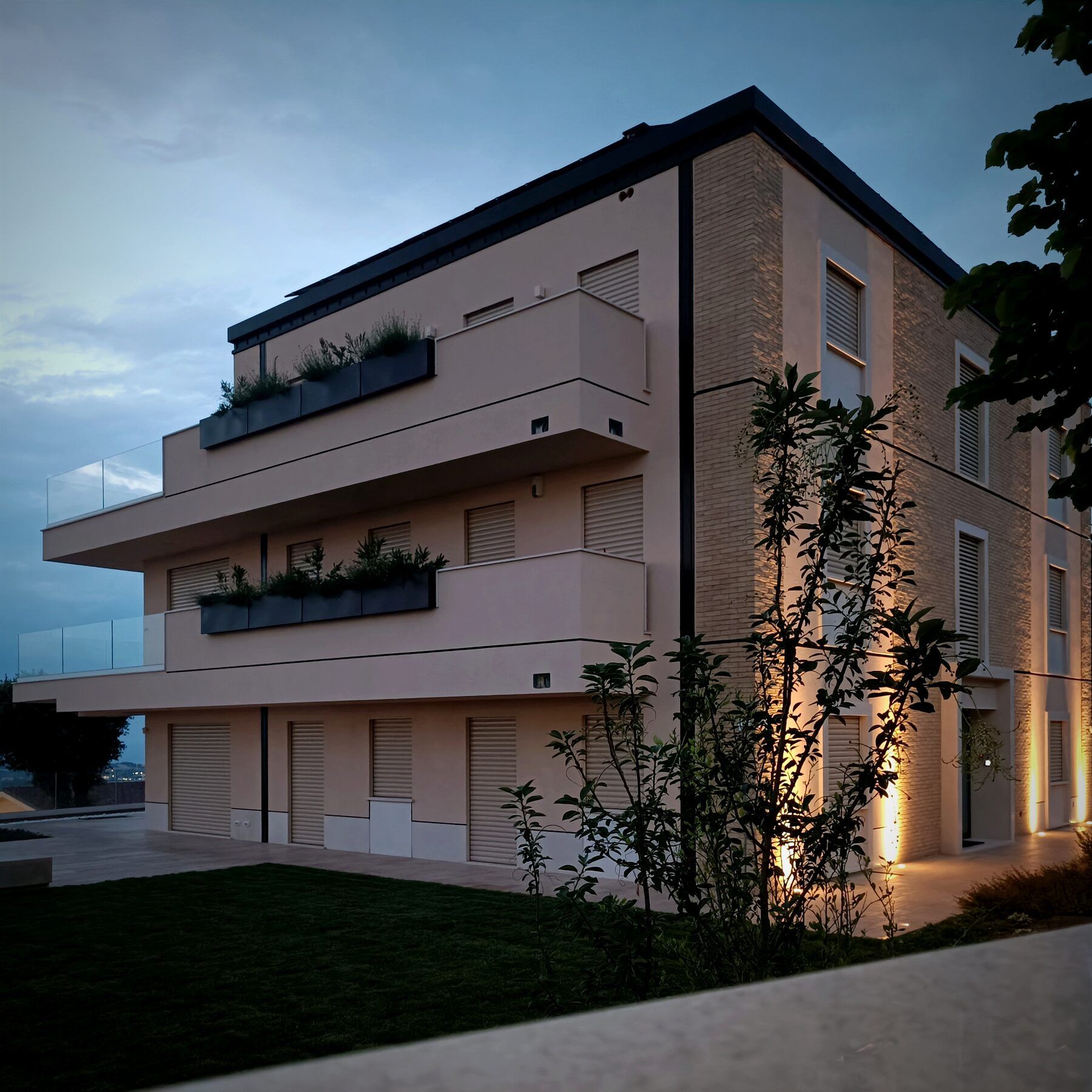Villa Conero — foto serale realizzato